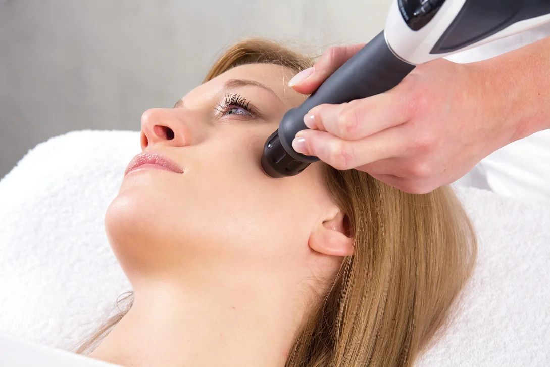 Storz Medical fala akustyczna na twarz Boska Beauty Clinic Łódź